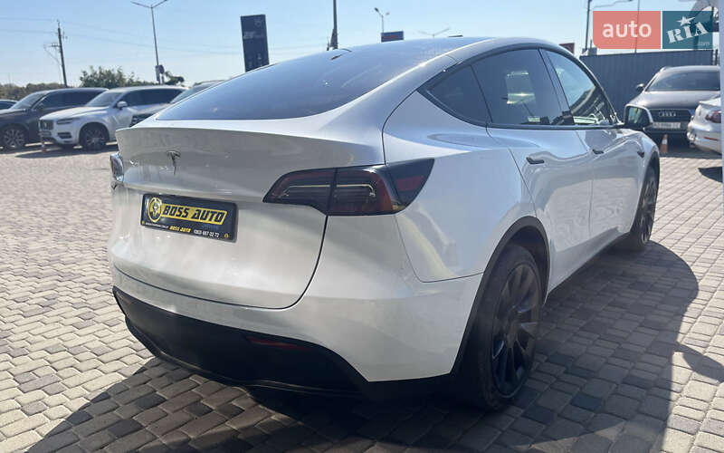 Позашляховик / Кросовер Tesla Model Y 2023 в Мукачевому