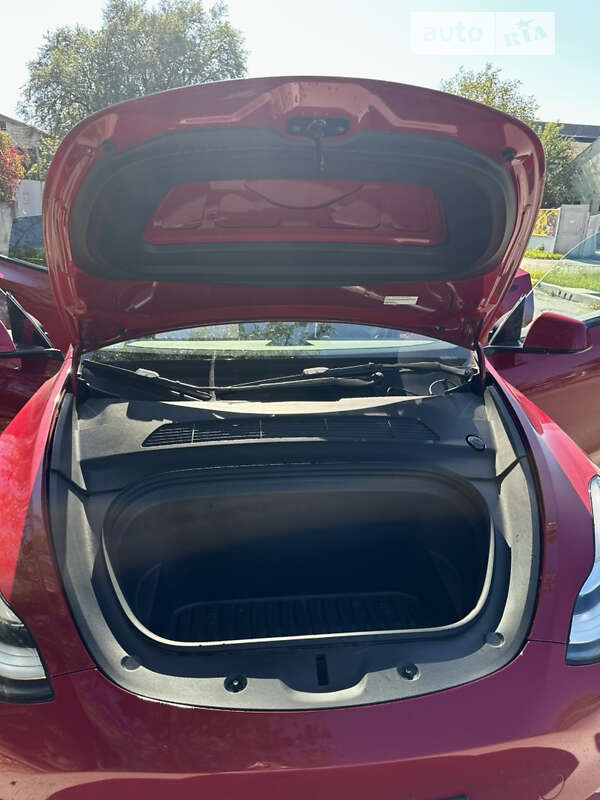 Внедорожник / Кроссовер Tesla Model Y 2022 в Ивано-Франковске фото 27 Внедорожник / Кроссовер Tesla Model Y 2022 в Ивано-Франковске