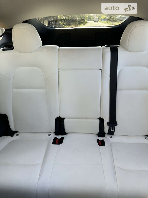 Внедорожник / Кроссовер Tesla Model Y 2022 в Ивано-Франковске фото 37 Внедорожник / Кроссовер Tesla Model Y 2022 в Ивано-Франковске