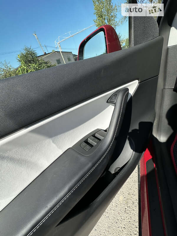 Внедорожник / Кроссовер Tesla Model Y 2022 в Ивано-Франковске фото 48 Внедорожник / Кроссовер Tesla Model Y 2022 в Ивано-Франковске