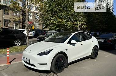 Внедорожник / Кроссовер Tesla Model Y 2022 в Киеве