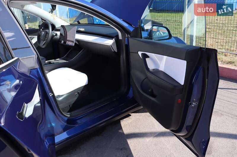 Внедорожник / Кроссовер Tesla Model Y 2020 в Виннице