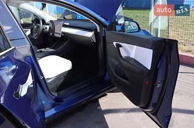 Внедорожник / Кроссовер Tesla Model Y 2020 в 