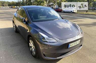 Внедорожник / Кроссовер Tesla Model Y 2023 в Киеве