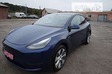 Позашляховик / Кросовер Tesla Model Y 2021 в Києві