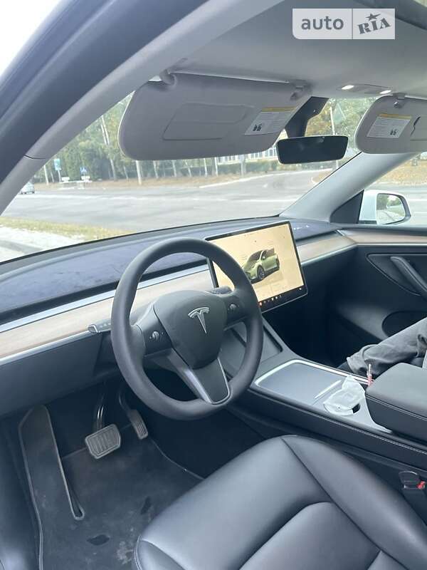 Внедорожник / Кроссовер Tesla Model Y 2023 в Белой Церкви фото 7 Внедорожник / Кроссовер Tesla Model Y 2023 в Белой Церкви