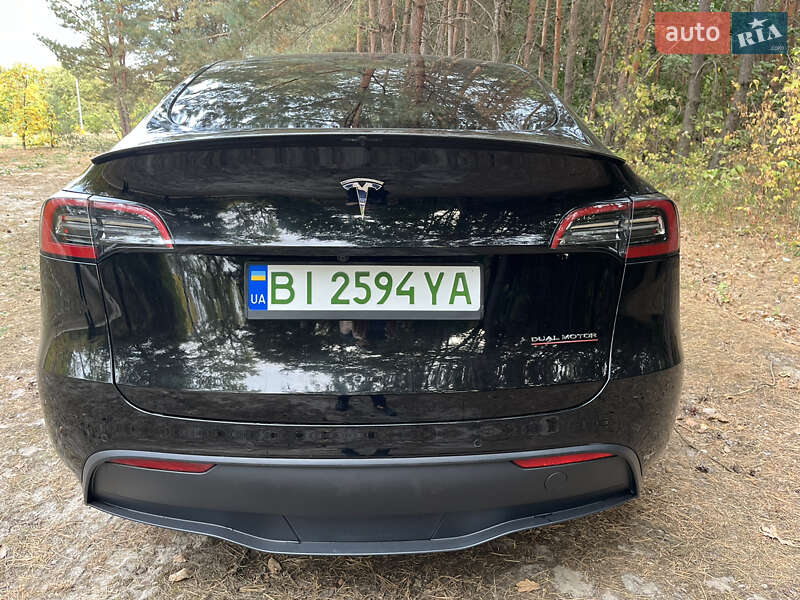 Внедорожник / Кроссовер Tesla Model Y 2021 в Полтаве
