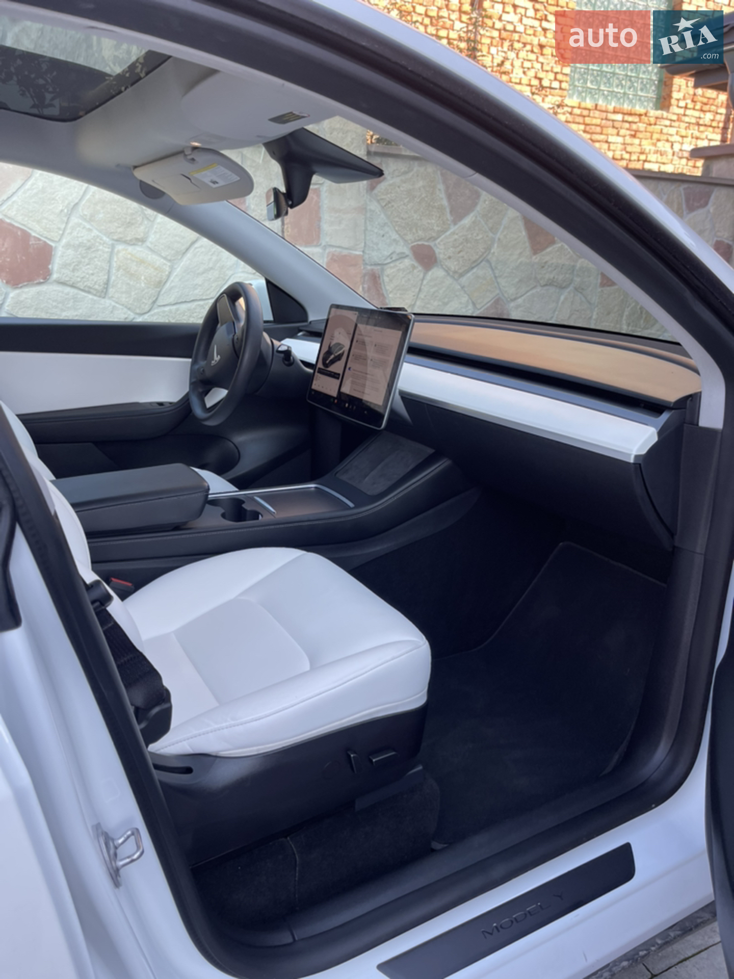 2021 Tesla Model Y - мініатюра 17