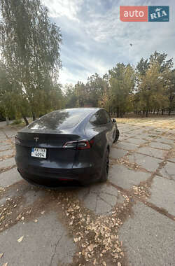 Внедорожник / Кроссовер Tesla Model Y 2023 в 