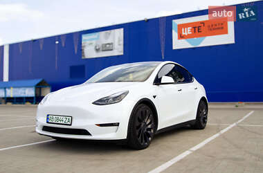 Позашляховик / Кросовер Tesla Model Y 2021 в 