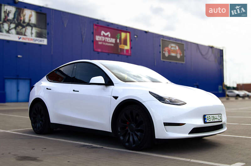 Tesla Model Y 2021