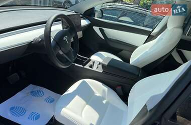 Внедорожник / Кроссовер Tesla Model Y 2020 в 
