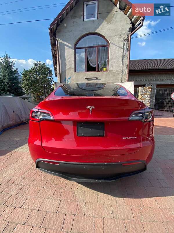 Внедорожник / Кроссовер Tesla Model Y 2023 в Львове