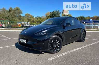 Внедорожник / Кроссовер Tesla Model Y 2023 в Киеве