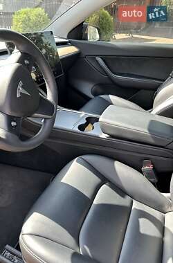 Внедорожник / Кроссовер Tesla Model Y 2022 в Львове