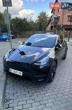 Внедорожник / Кроссовер Tesla Model Y 2022 в 
