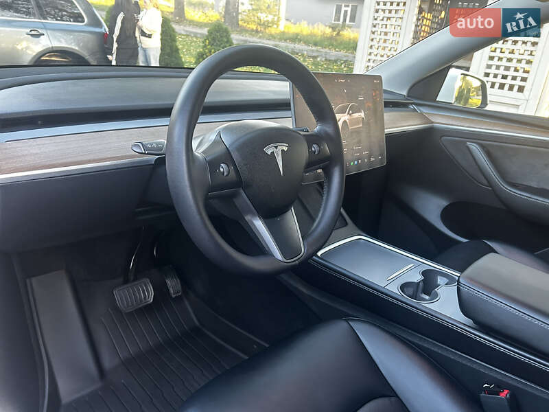 Внедорожник / Кроссовер Tesla Model Y 2022 в Тернополе