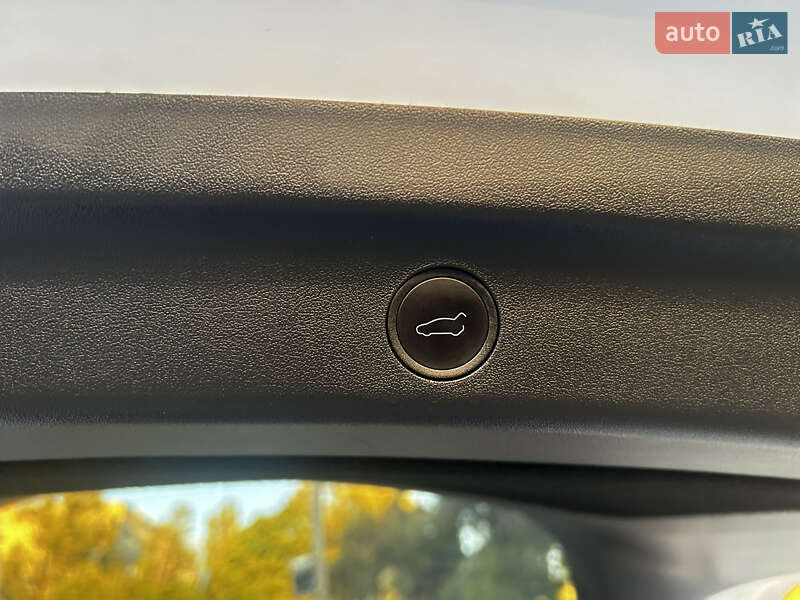 Внедорожник / Кроссовер Tesla Model Y 2022 в Тернополе