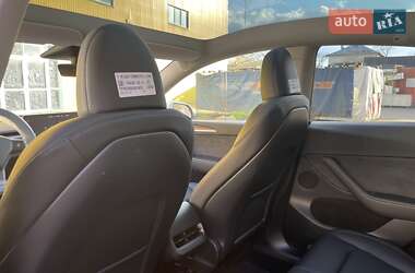 Внедорожник / Кроссовер Tesla Model Y 2023 в 