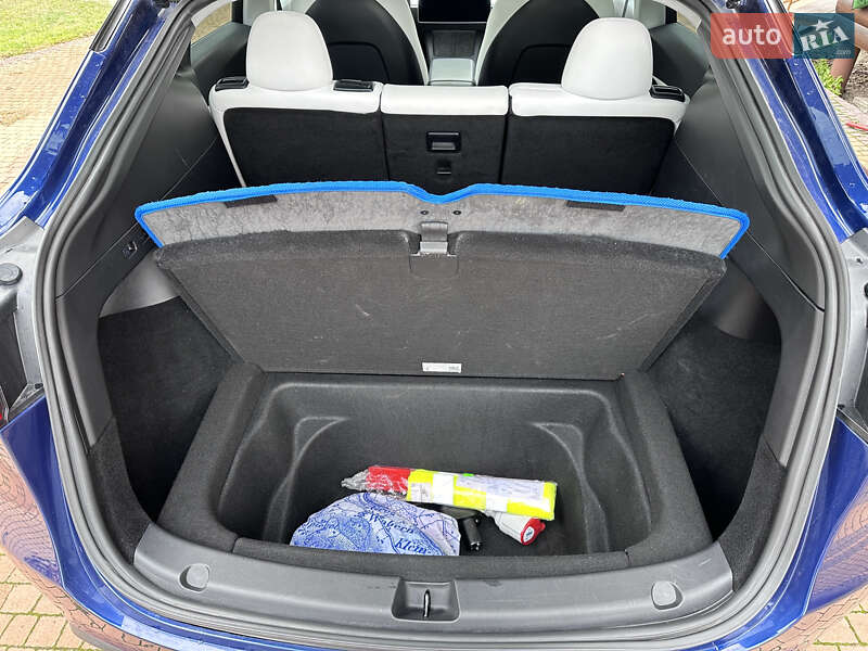 Внедорожник / Кроссовер Tesla Model Y 2021 в Киеве фото 28 Внедорожник / Кроссовер Tesla Model Y 2021 в Киеве
