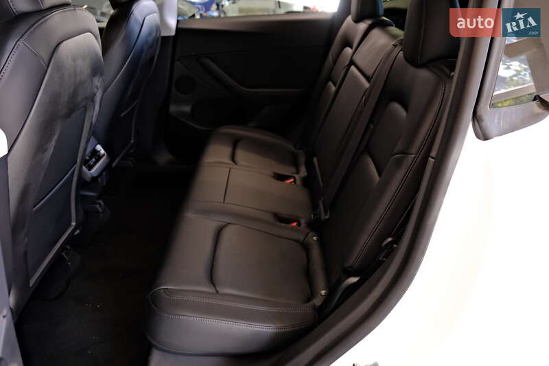 Внедорожник / Кроссовер Tesla Model Y 2020 в Одессе