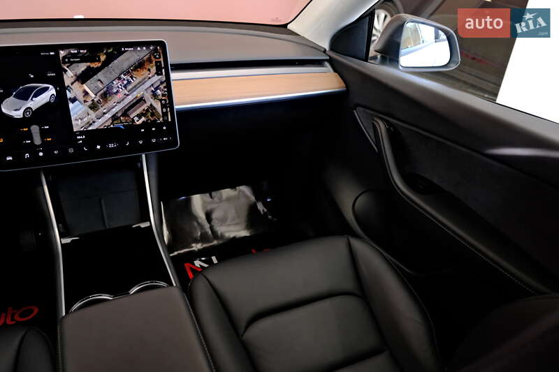 Внедорожник / Кроссовер Tesla Model Y 2020 в Одессе