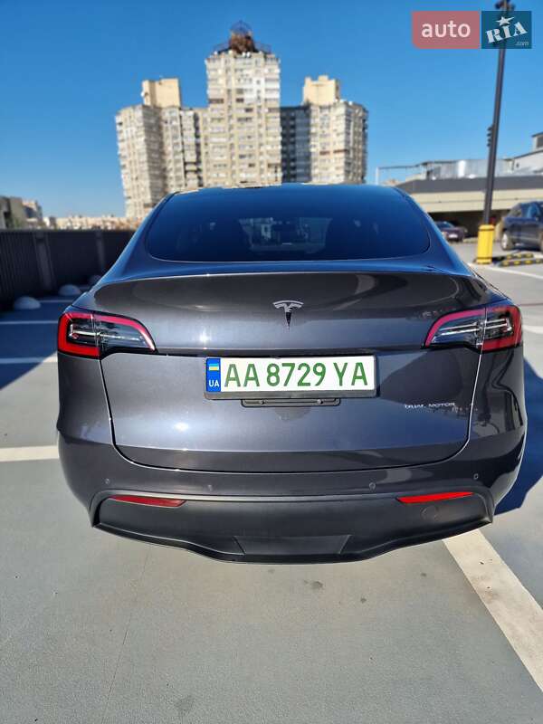 Внедорожник / Кроссовер Tesla Model Y 2021 в Киеве