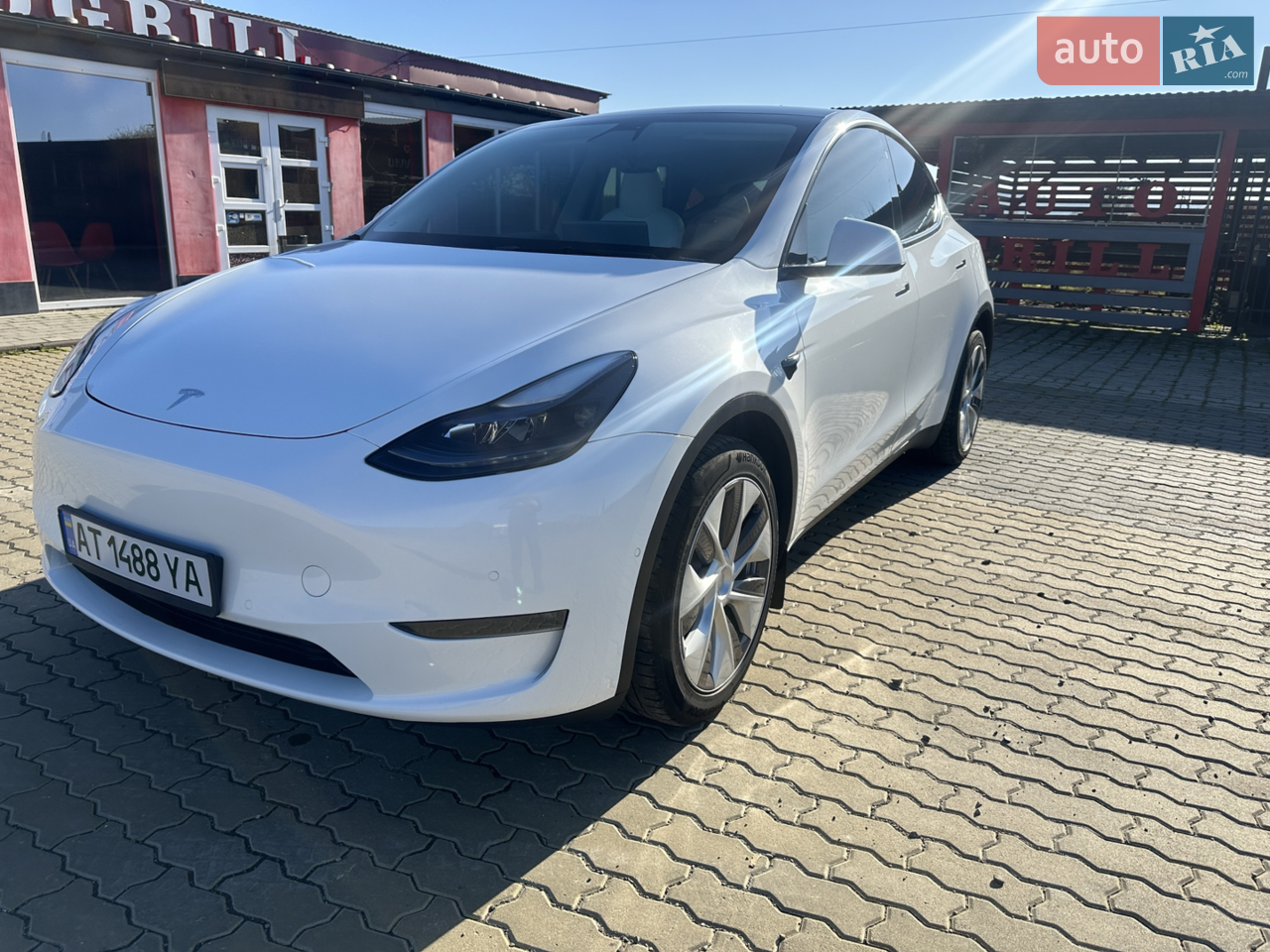2022 Tesla Model Y - мініатюра 19