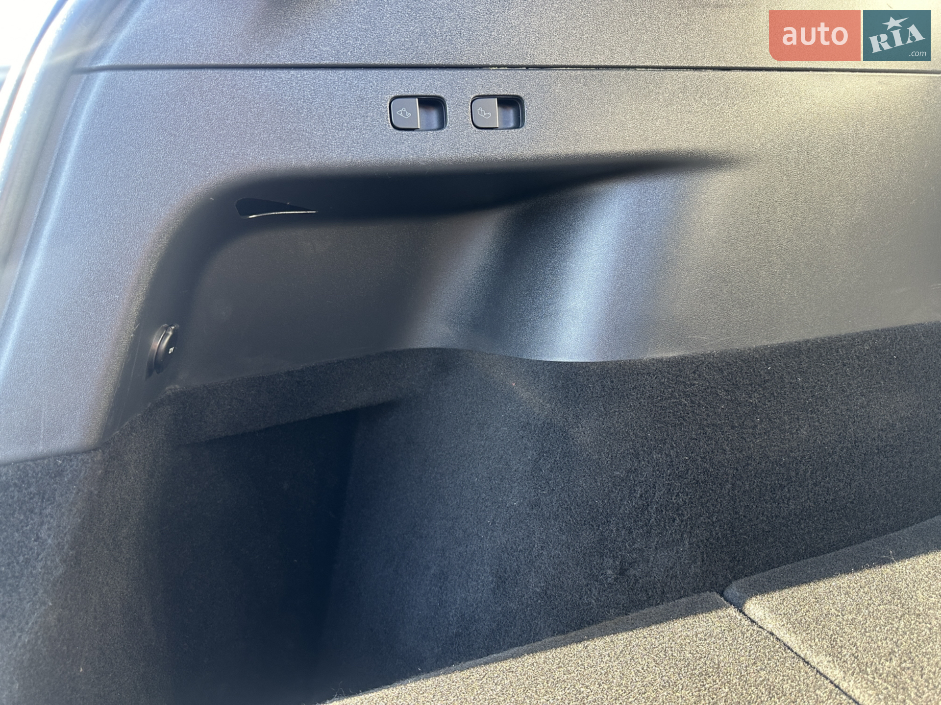 2022 Tesla Model Y - мініатюра 11