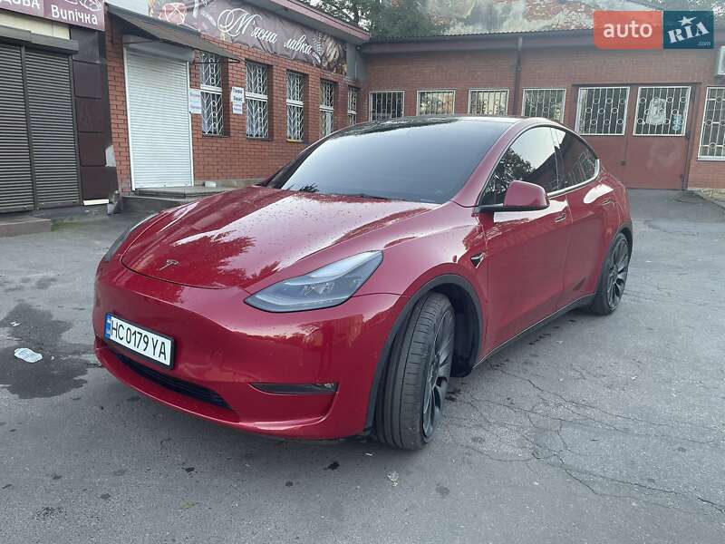 Tesla Model Y 2021