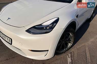 Внедорожник / Кроссовер Tesla Model Y 2021 в Виннице