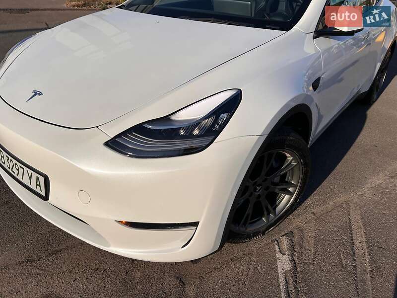 Позашляховик / Кросовер Tesla Model Y 2021 в Вінниці