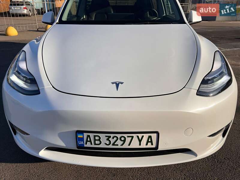 Tesla Model Y 2021