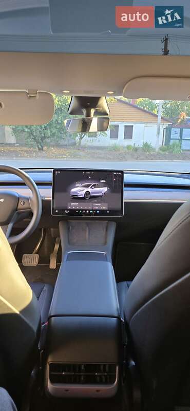 Внедорожник / Кроссовер Tesla Model Y 2023 в Днепре