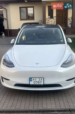 Внедорожник / Кроссовер Tesla Model Y 2022 в 