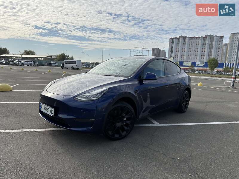 Позашляховик / Кросовер Tesla Model Y 2023 в Києві