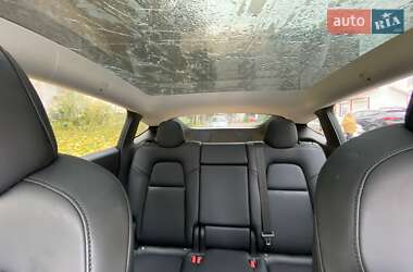 Внедорожник / Кроссовер Tesla Model Y 2022 в 