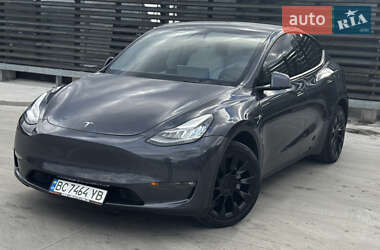 Внедорожник / Кроссовер Tesla Model Y 2021 в Киеве