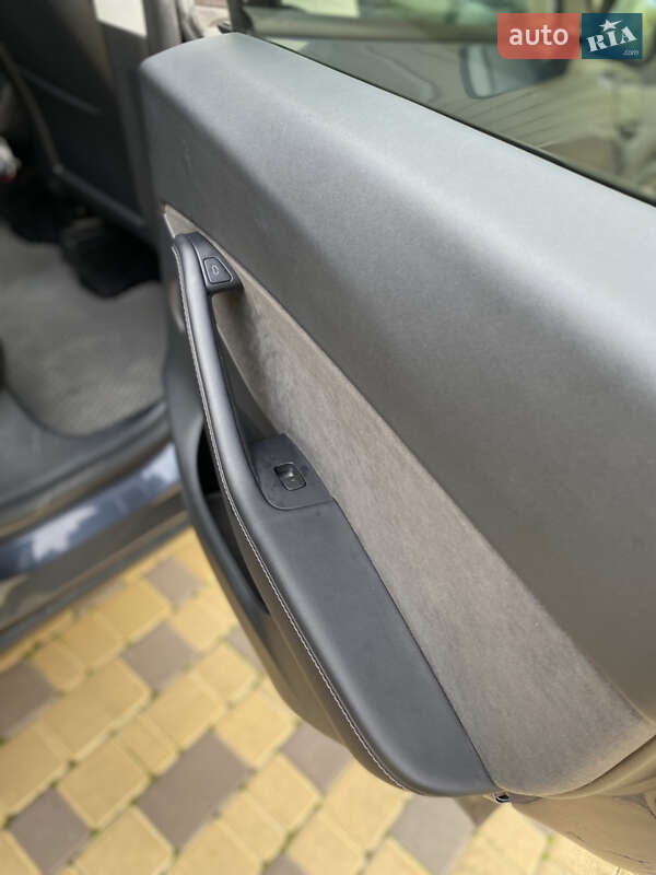 Внедорожник / Кроссовер Tesla Model Y 2022 в Виннице