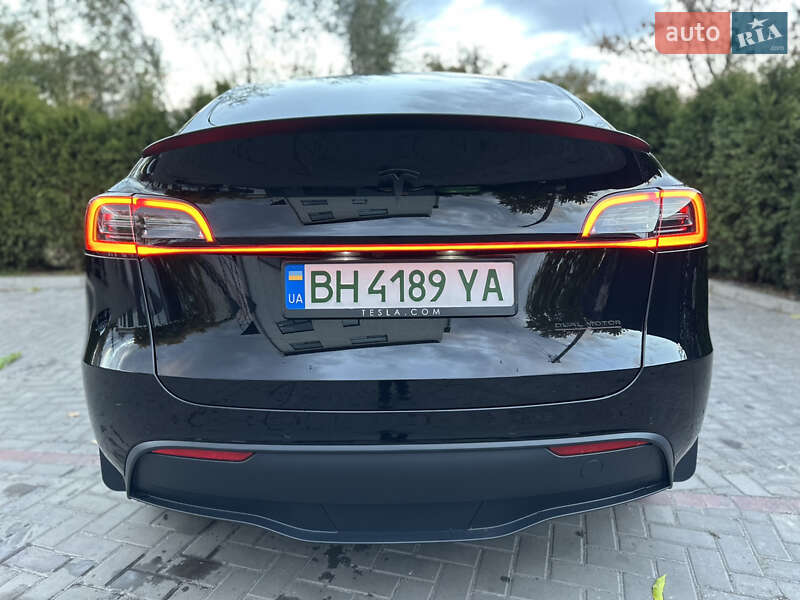 Позашляховик / Кросовер Tesla Model Y 2022 в Кривому Розі