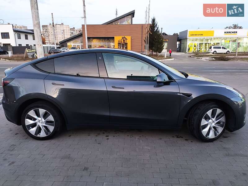 Позашляховик / Кросовер Tesla Model Y 2022 в Білій Церкві