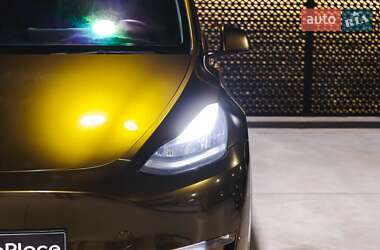 Внедорожник / Кроссовер Tesla Model Y 2021 в 