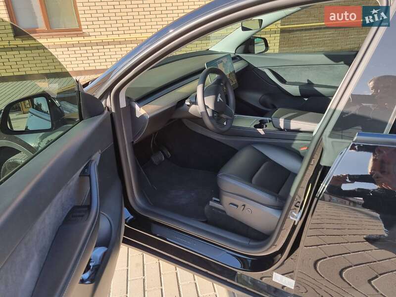 Позашляховик / Кросовер Tesla Model Y 2022 в Білій Церкві