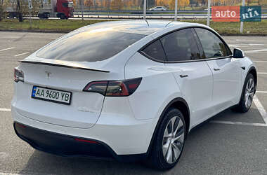 Позашляховик / Кросовер Tesla Model Y 2022 в Києві