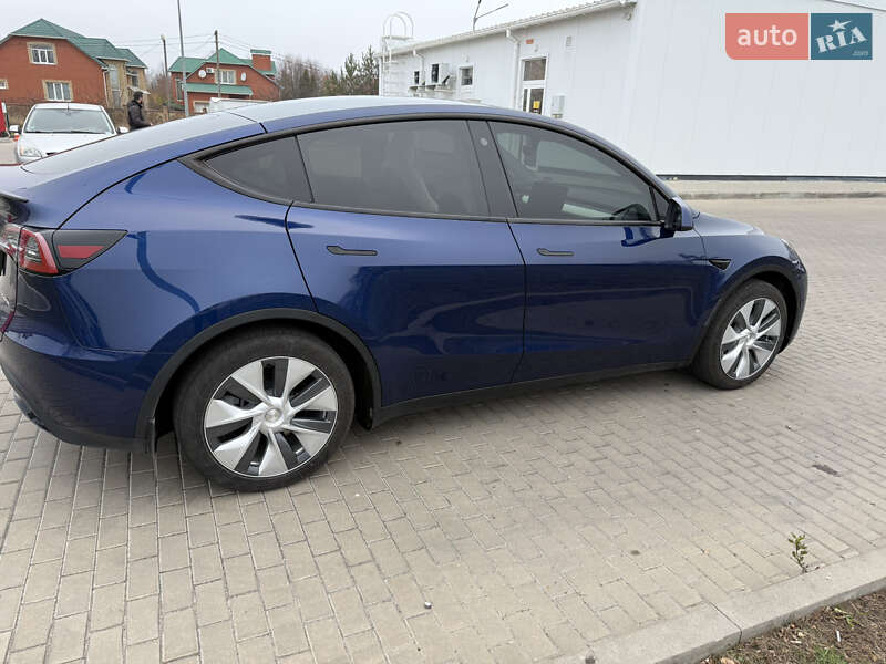 Внедорожник / Кроссовер Tesla Model Y 2023 в Виннице