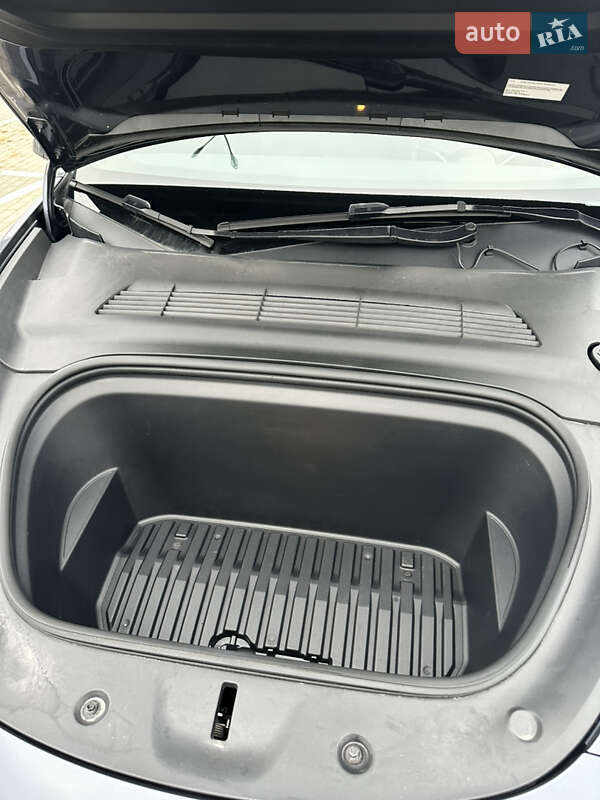 Внедорожник / Кроссовер Tesla Model Y 2022 в Одессе фото 27 Внедорожник / Кроссовер Tesla Model Y 2022 в Одессе