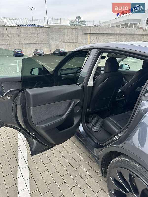 Внедорожник / Кроссовер Tesla Model Y 2022 в Одессе фото 33 Внедорожник / Кроссовер Tesla Model Y 2022 в Одессе