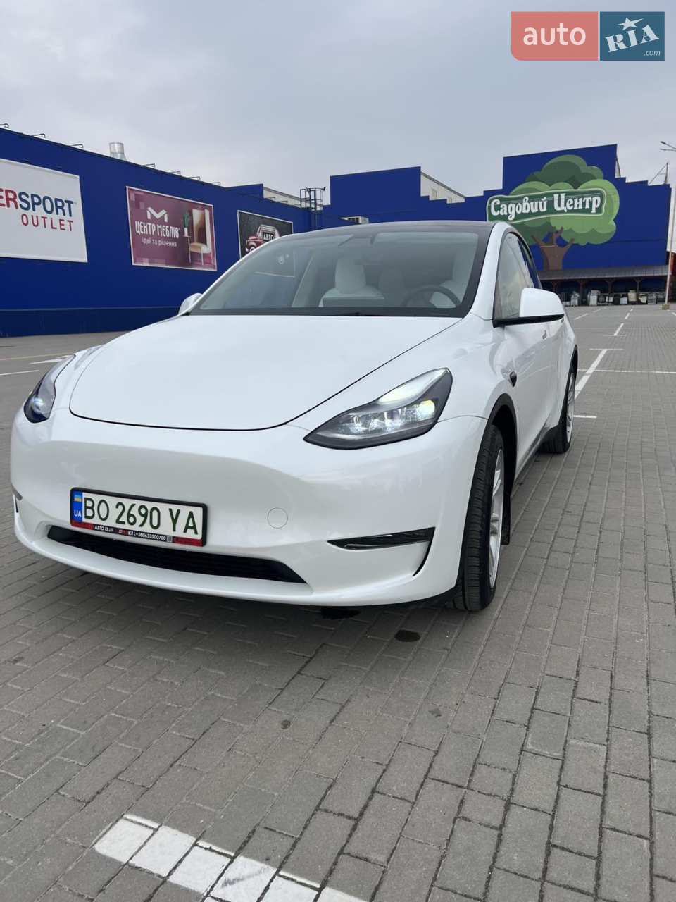 2023 Tesla Model Y - мініатюра 35