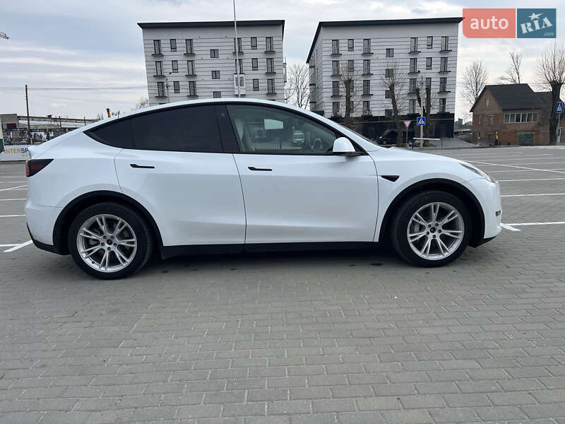 Внедорожник / Кроссовер Tesla Model Y 2022 в Тернополе