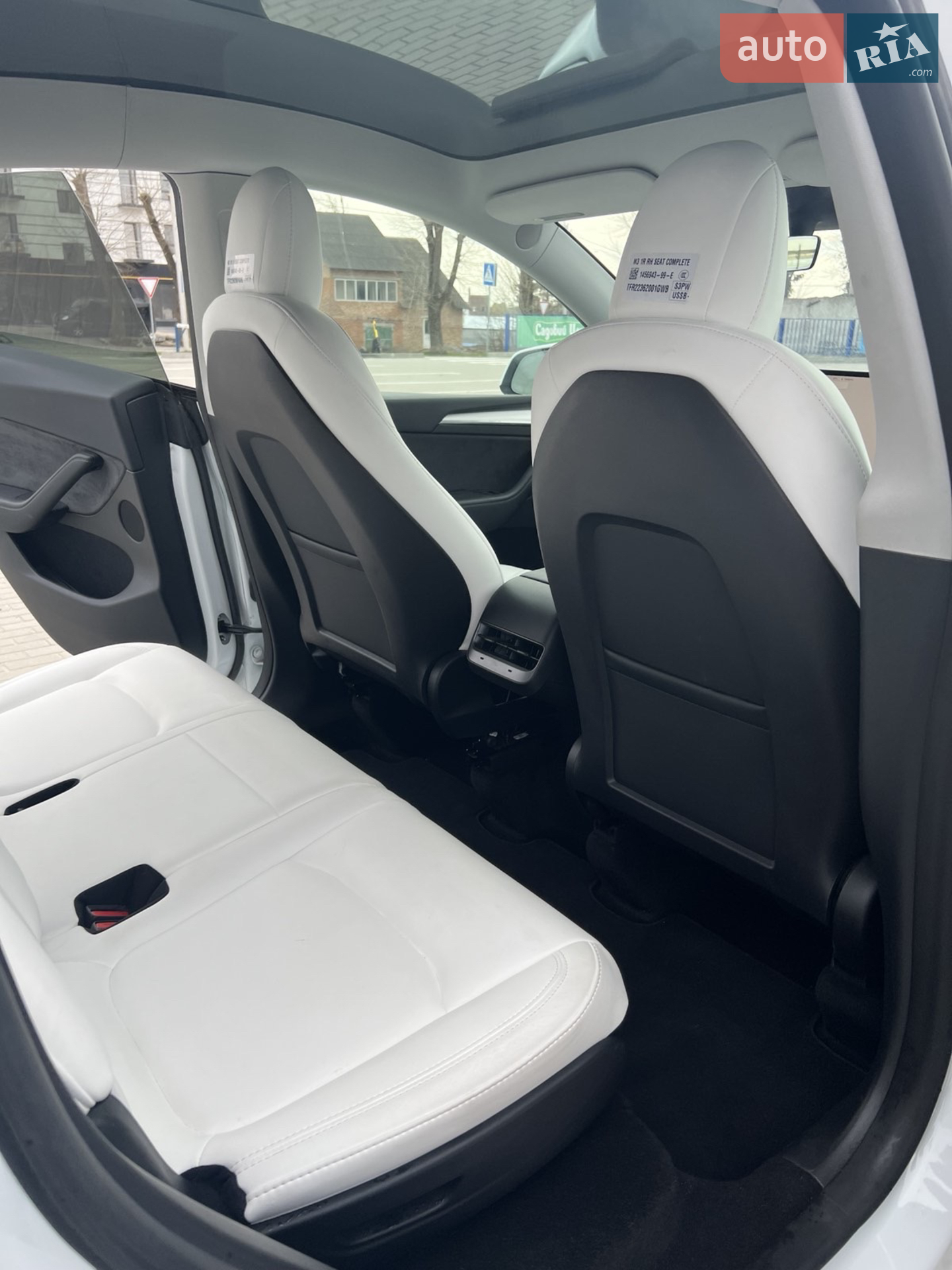 2022 Tesla Model Y - мініатюра 21